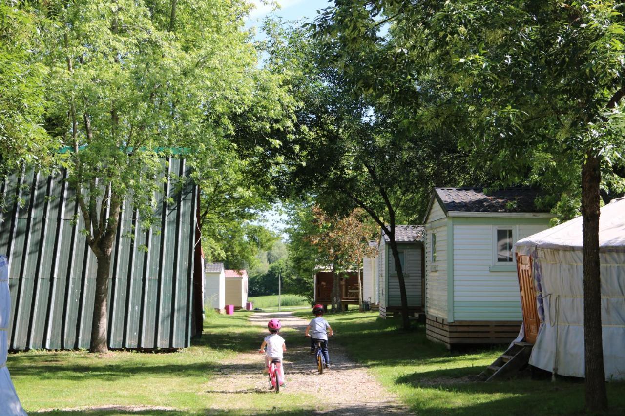 Camping Domaine De Mepillat Saint-Nizier-le-Bouchoux Ngoại thất bức ảnh