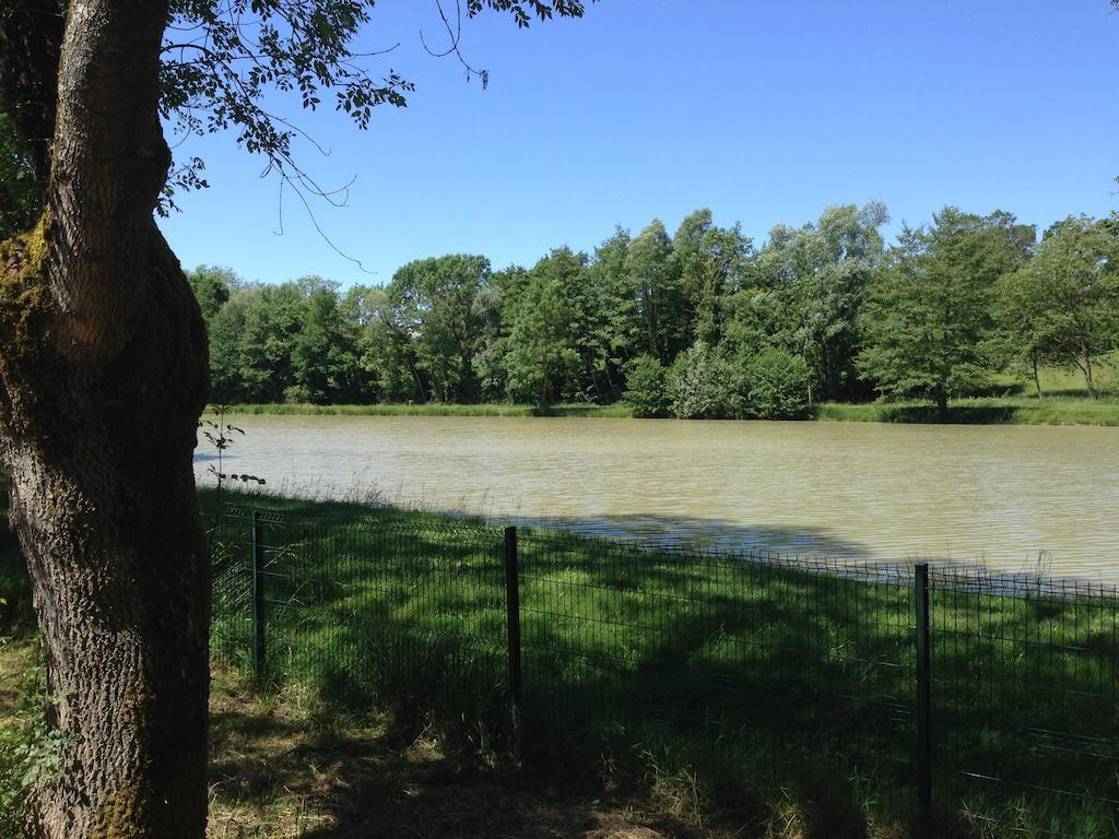 Camping Domaine De Mepillat Saint-Nizier-le-Bouchoux Ngoại thất bức ảnh